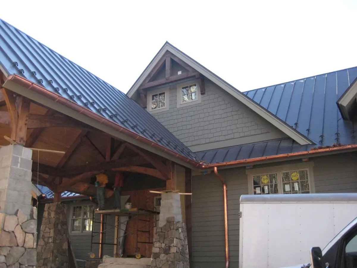 Craftsman Roofing team delivering quality roofing work in Stickney